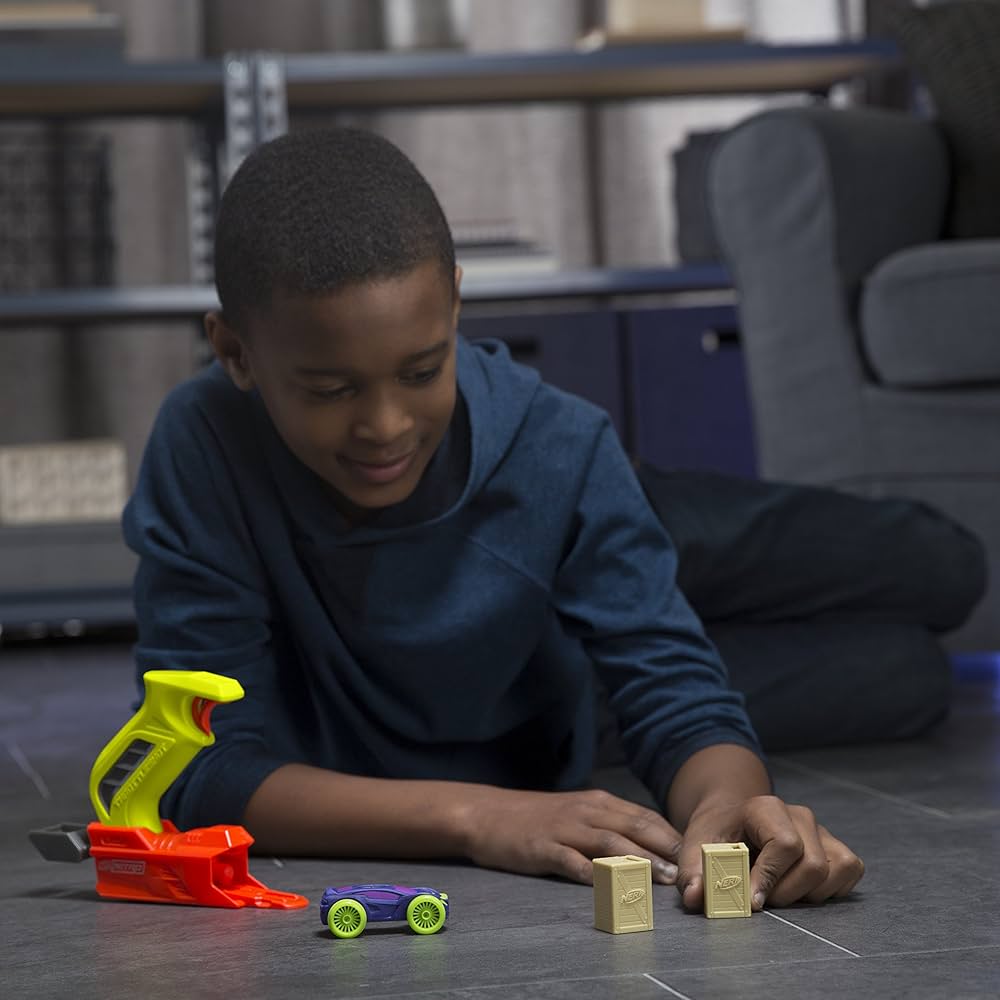 NERF Nitro Throttleshot Blitz Blaster & Foam Car Stunt Set