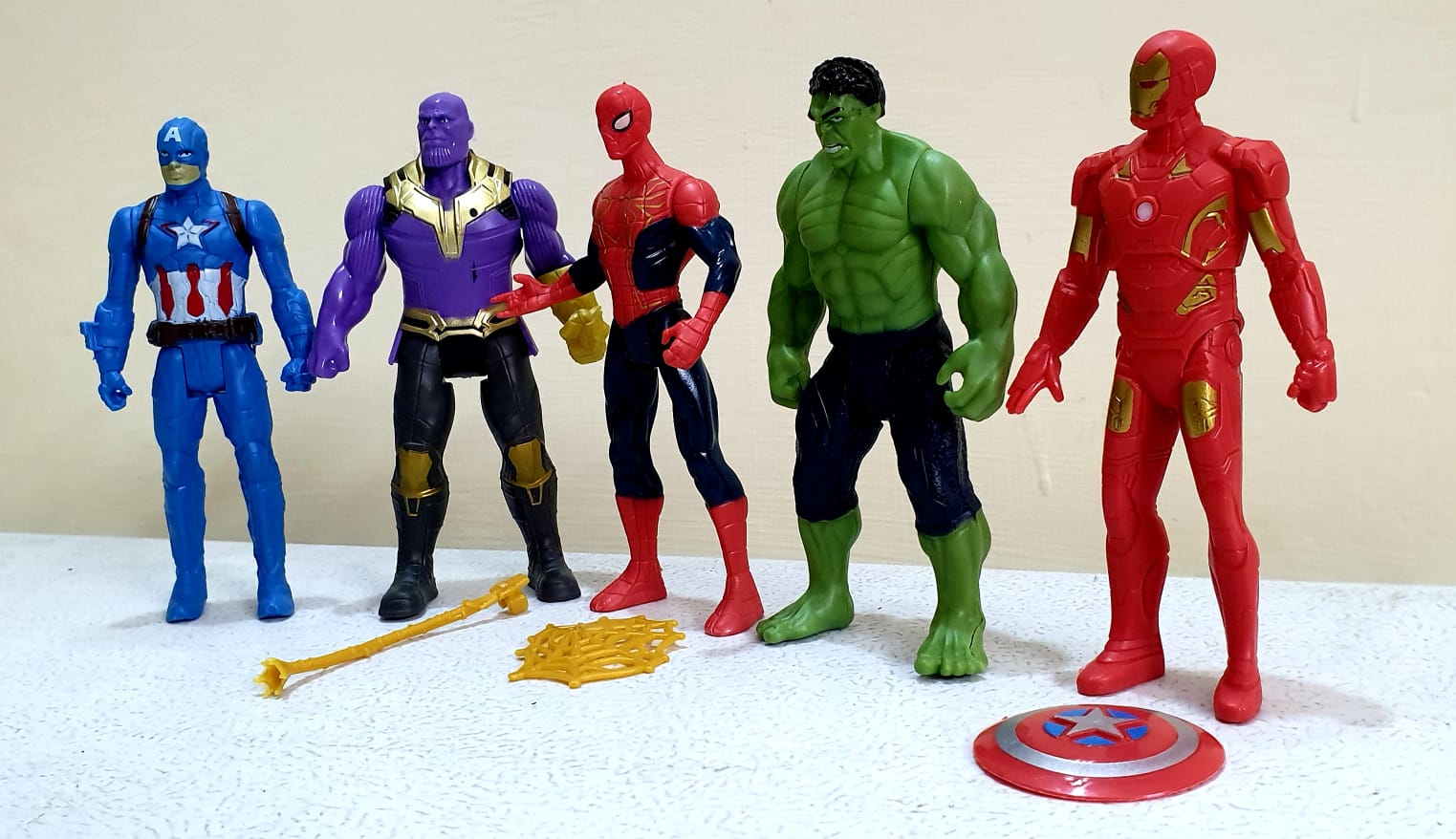 Avenger Super Hero Action Figure Toy Set ( Set of 5 Superheroes )